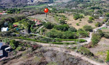 Terreno en venta en el Valle de Yunguilla, Santa Isabel, Azuay, Ecuador.