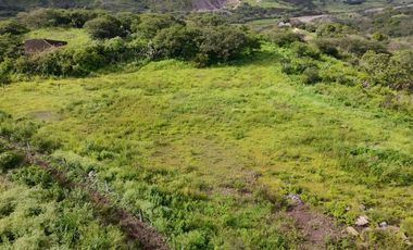 Terreno en venta en el Valle de Yunguilla, Santa Isabel, Azuay, Ecuador.