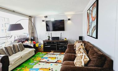 Departamento en Venta con 2 Estacionamientos, Huechuraba