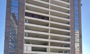 Departamento en Venta con 2 Estacionamientos, Huechuraba