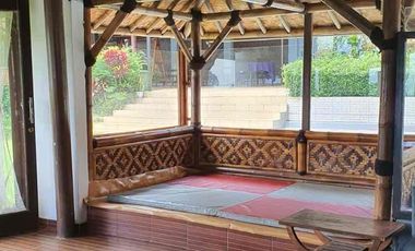 Villa Dekat Rancamaya Golf Estate View Gunung Ada Kolam Renang