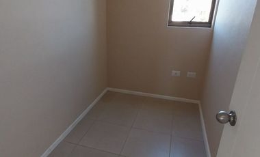 Dpto. 3 Dorm / 2 Baños / 1 Est.-(Amueblado).-Peñablanca, Villa Alemana. V Región.-