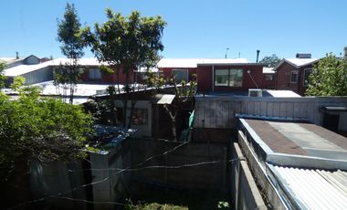 Se vende Casa 2 pisos en buen estado Chilla Viejo