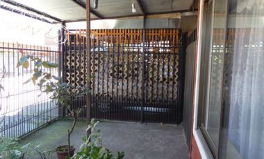 Se vende Casa 2 pisos en buen estado Chilla Viejo