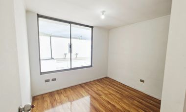 Casa en Venta 5D, 4B,4E,Microario, GC bajos, Pedro Fontova,Huechuraba