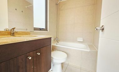 Casa en Venta 5D, 4B,4E,Microario, GC bajos, Pedro Fontova,Huechuraba