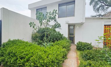 Casa en Venta 5D, 4B,4E,Microario, GC bajos, Pedro Fontova,Huechuraba