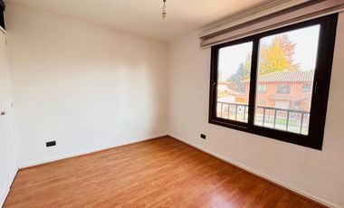 Espectacular Casa En Barrio Santa Rosa 5d, 4b, Huechuraba