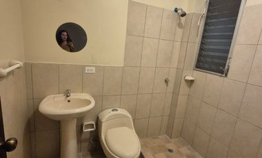 Departamento en Alquiler en los Ceibos, 3 Habitaciones, 3 Baños, 1 Puesto de Parqueo,  Norte de Guayaquil.