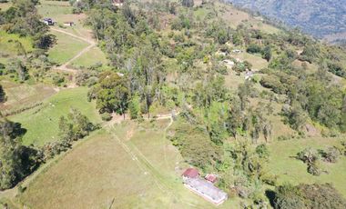 Se Vende Finca en Santa Barbara Junín, Cundinamarca.