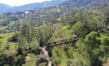Se Vende Finca en Santa Barbara Junín, Cundinamarca.