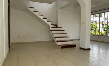 🏡✨ ¡GANGAZO! Casa Gigante en Barrio Jardín – $390.000.000 💰