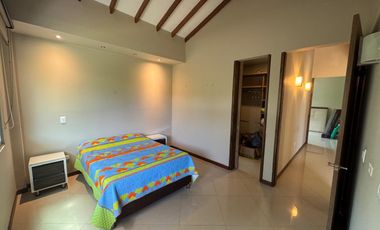 Renta Casa Campestre en Condominio Combia