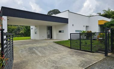 La casa campestre que siempre imaginaste… ahora puede ser tuya