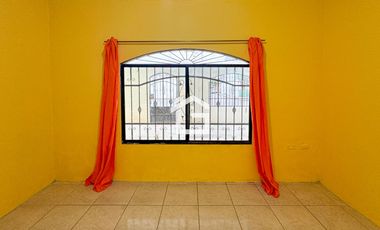 Casa Esquinera en Venta en Lilian María, Machala