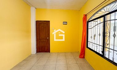 Casa Esquinera en Venta en Lilian María, Machala