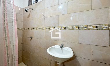 Casa Esquinera en Venta en Lilian María, Machala