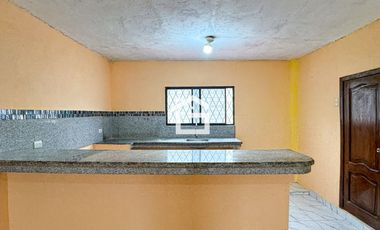 Casa Esquinera en Venta en Lilian María, Machala