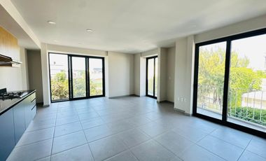 LOFT EN RENTA TORRE BIKIA LEON GTO ZONA CENTRO A UNA CALLE DE LA CALZADA