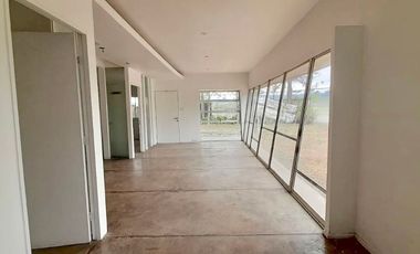 Arriendo Local con Oficinas – Ubicación Estratégica en Talagante