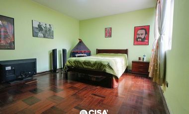 VENDO POR VIAJE! Departamento en PRIMER PISO – 142.93 m² C/ COCHERA