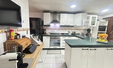 Exclusiva Casa en venta,dentro de Condominio, Huechuraba