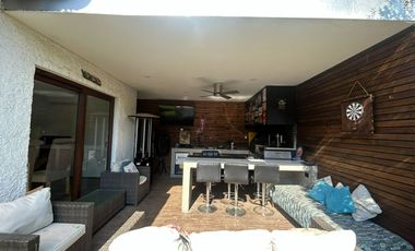 Exclusiva Casa en venta,dentro de Condominio, Huechuraba