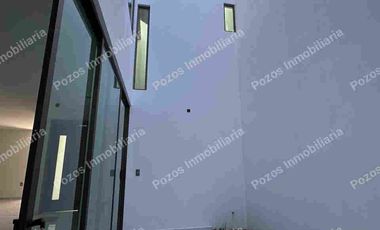 Casa nueva en venta en Metepec, Moderna, funcional, 3 niveles,  con roof garden