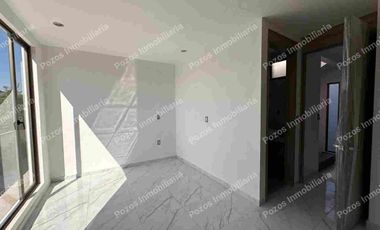 Casa nueva en venta en Metepec, Moderna, funcional, 3 niveles,  con roof garden