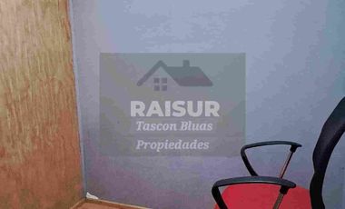 Vende Propiedad  de 255 M2 con dos casas con excelente ubicación Comercial o habitacional en Calle Jose Miguel Carrera. A una cuadra de Hiper Líder Puerto Montt.