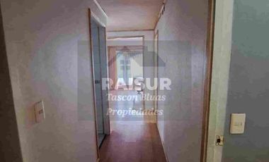 Vende Propiedad  de 255 M2 con dos casas con excelente ubicación Comercial o habitacional en Calle Jose Miguel Carrera. A una cuadra de Hiper Líder Puerto Montt.