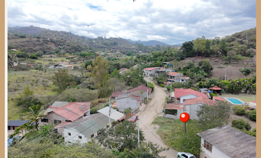 Terreno en venta en el Valle de Yunguilla, Santa Isabel, Azuay, Ecuador.