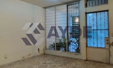 CASA EN VENTA EN COLINAS DE LA NORMAL