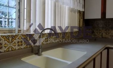 CASA EN VENTA EN COLINAS DE LA NORMAL