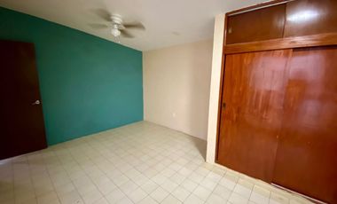 VENDO CASA AMPLIA CERCA DEL IMSS DE DIAZ MIRON