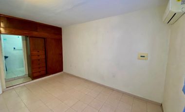 VENDO CASA AMPLIA CERCA DEL IMSS DE DIAZ MIRON