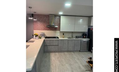 Casa en venta Sector El Tesoro - Poblado