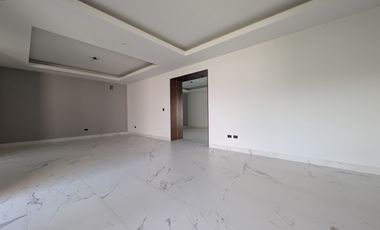 CASA EN VENTA EN CAROLCO CARRETERA NACIONAL