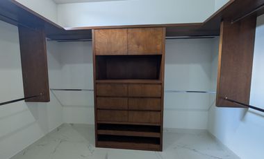 CASA EN VENTA EN CAROLCO CARRETERA NACIONAL