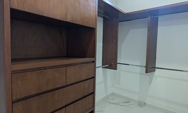 CASA EN VENTA EN CAROLCO CARRETERA NACIONAL