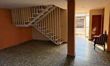Casa en venta en Satélite con excelente ubicación y potencial comercial