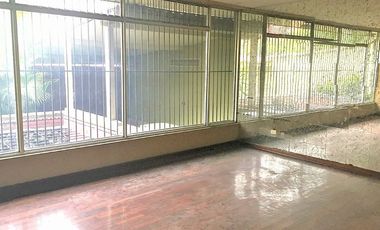 Amplia casa en Venta en Santiago de Surco