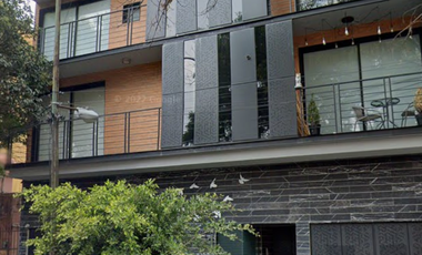 CASA EN ROMA SUR EN GRAN VENTA DE REMATE BANCARIO