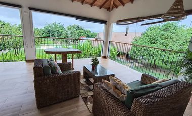 Se Vende Exclusiva Casa Finca En Cerete Cerca De Todo