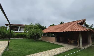 Se Vende Exclusiva Casa Finca En Cerete Cerca De Todo