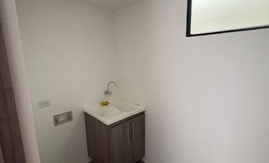 SE VENDE APARTAMENTO FRENTE A UNICENTRO