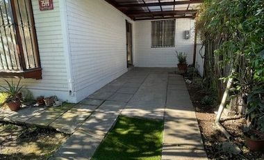 Rebajada - Venta casa Avenida El Valle 7500  - 7700 - Peñalolén