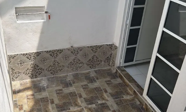 SE VENDE CASA EN REMATE BANCARIO EN CALLE ITALIA LTE 21, CONDADO 24, COLONIA CUMBRES DEL VALLE TLALNEPLANTA