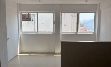 SE VENDE CASA EN REMATE BANCARIO EN CALLE ITALIA LTE 21, CONDADO 24, COLONIA CUMBRES DEL VALLE TLALNEPLANTA