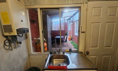 AMPLIA CASA ARRIENDO AMOBLADO